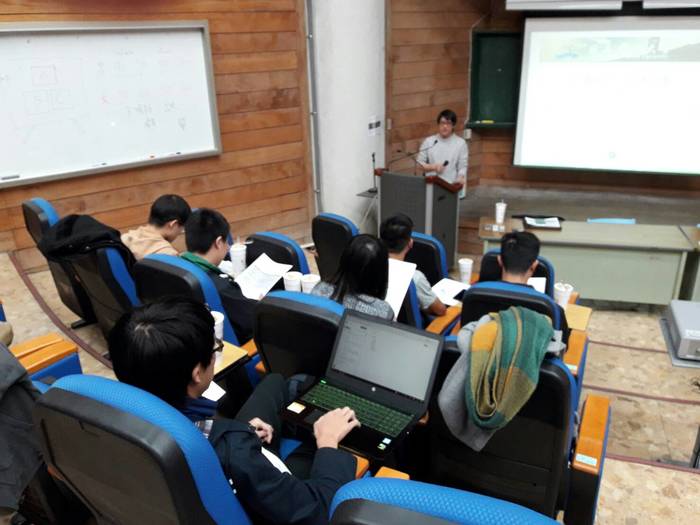 106學年學務處課外組-寒假社團集訓前之性別事件防治宣導講習圖片